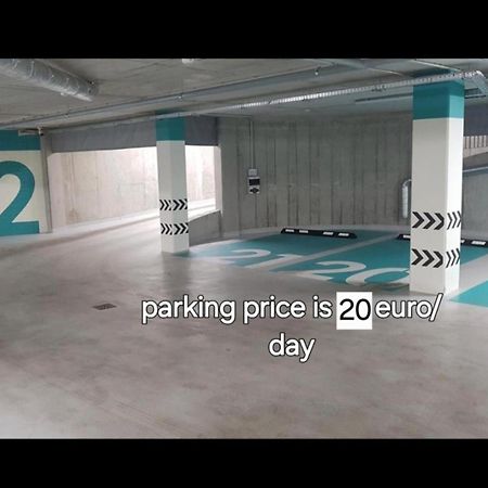 Happy Inn Classical Style, Self Check-In, Parking In The Underground Garage Vilnius Luaran gambar